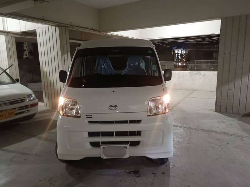 Daihatsu Hijet 2015 14