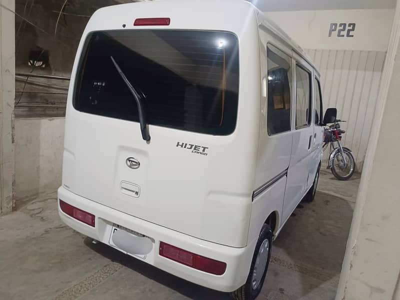 Daihatsu Hijet 2015 16