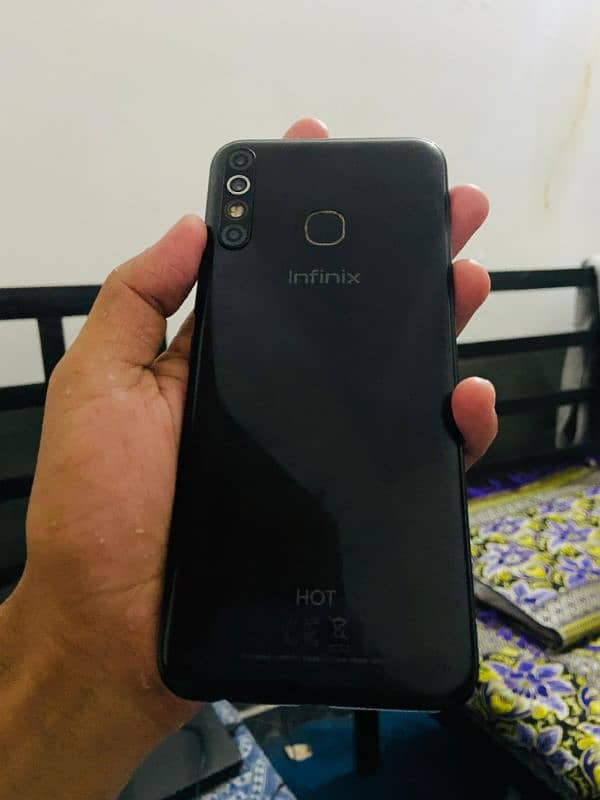 infinix hot 8 4G 1