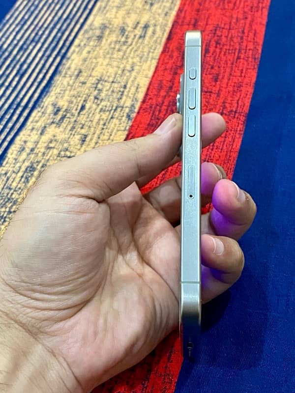 Iphone 15 Pro Non PTA 5