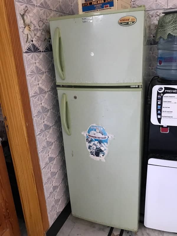 Singer Refrigerator & freezer for sale 0