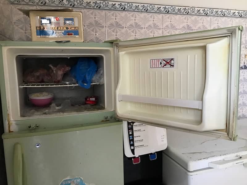 Singer Refrigerator & freezer for sale 1