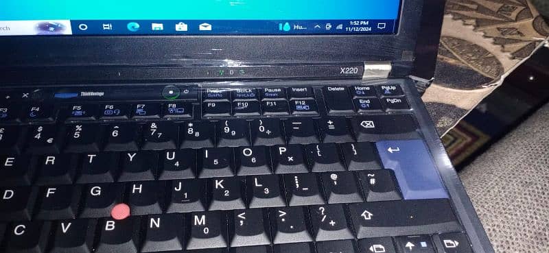 Lenovo Thinkpad x220 i5 2nd Generation 4Gb ram/500gb hard disk 0