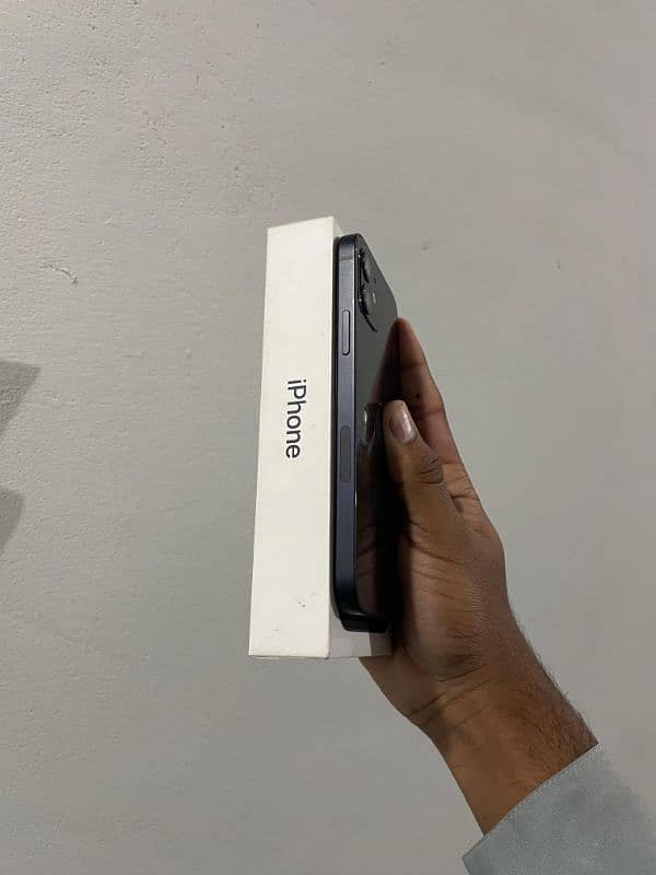 iPhone 12 64Gb non pta factory unlocked 5