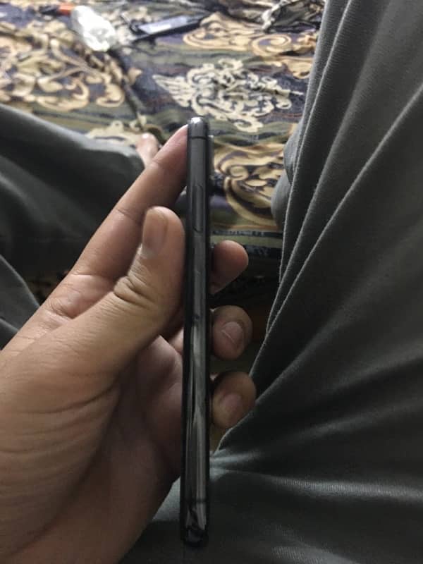 iPhone x pta 64 gb 1