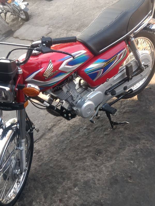 Honda 125 Rawalpindi number Good Condition 3