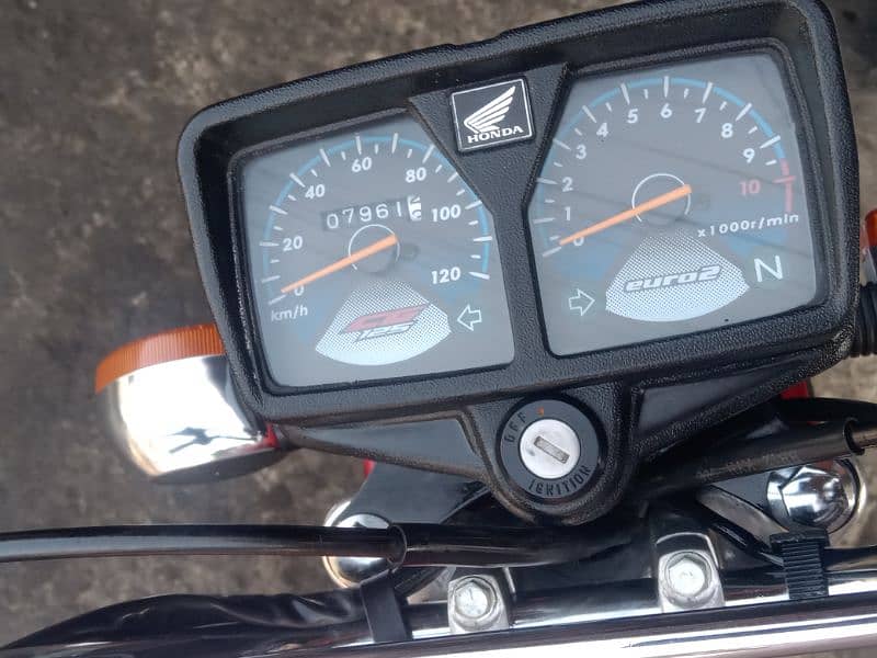 Honda 125 Rawalpindi number Good Condition 4