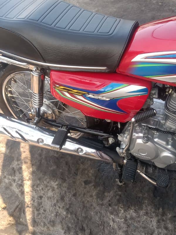 Honda 125 Rawalpindi number Good Condition 7