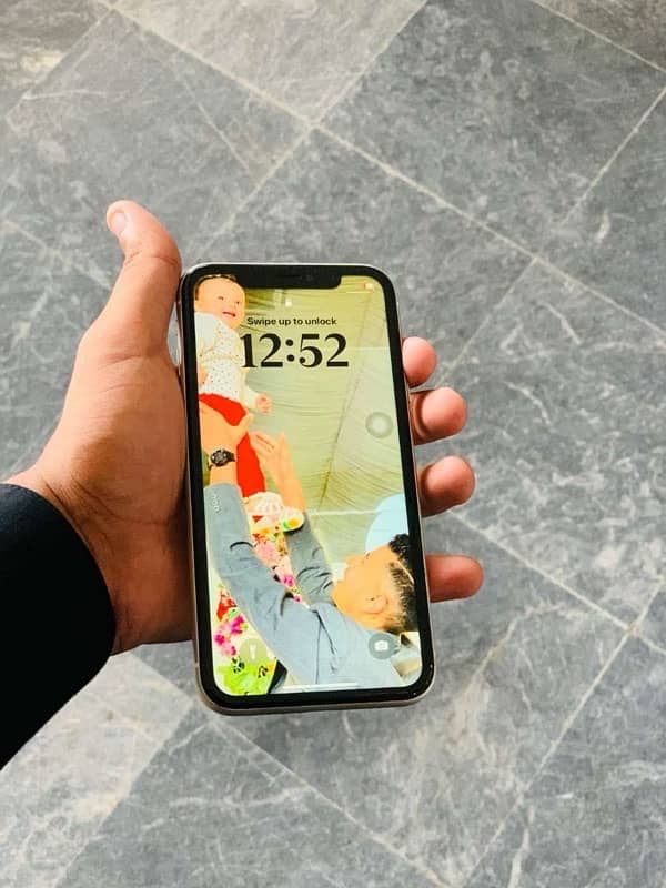 iPhone 11 (64 GB • Exchange possible) 4