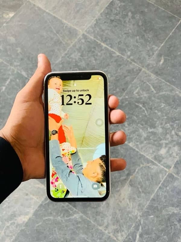 iPhone 11 (64 GB • Exchange possible) 7