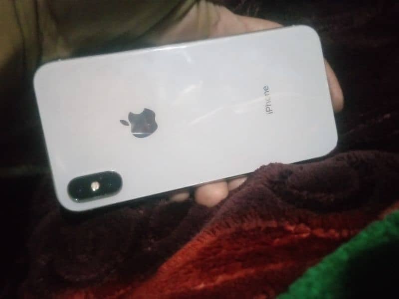 I phone x white 0