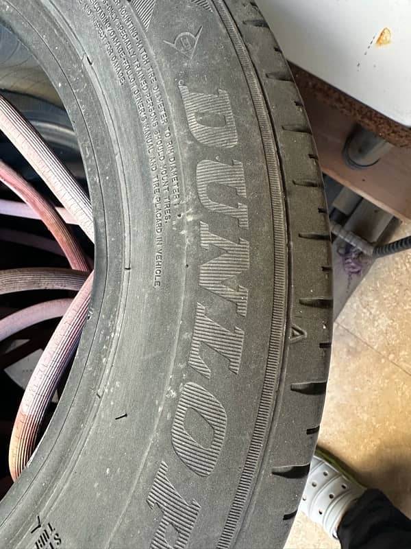 dunlop 185/65/R15 4