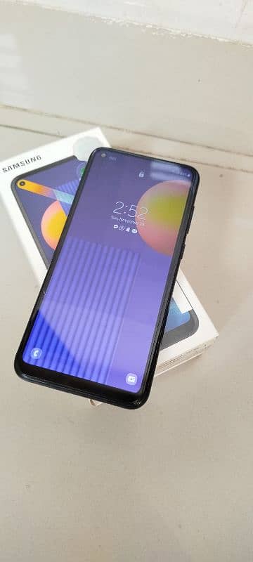 Samsung M11 just like new (3gb/32gb) 0