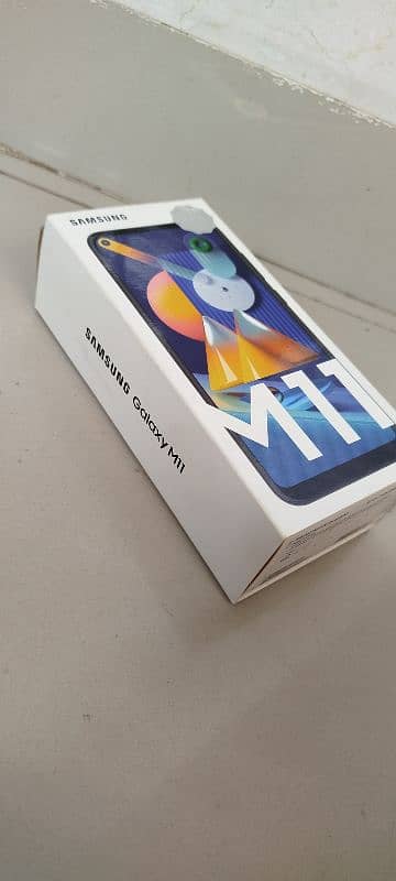 Samsung M11 just like new (3gb/32gb) 1