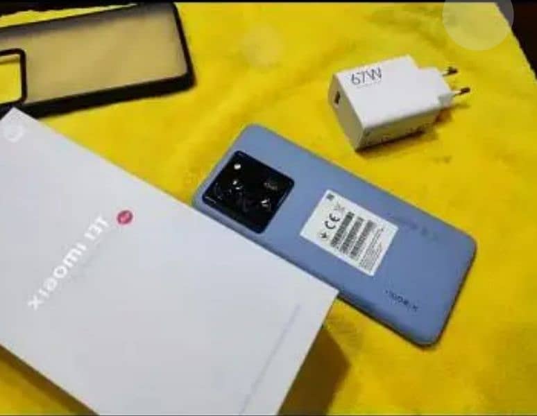 Xiaomi 13t 12/256 with box 2