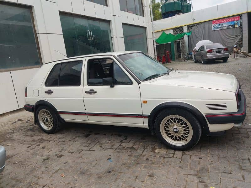 Volkswagen Golf 1985 3