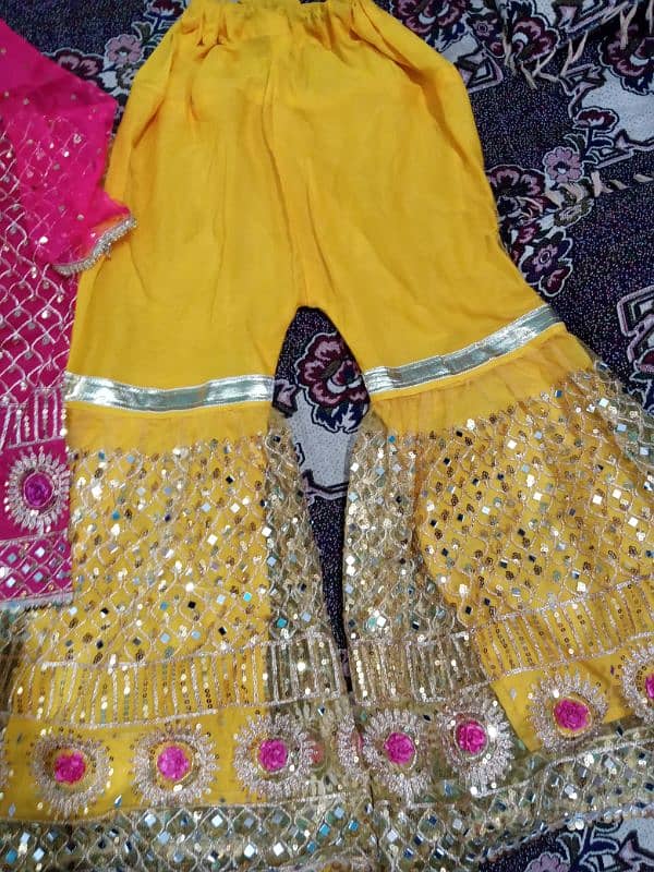 Mehndi outfit 4