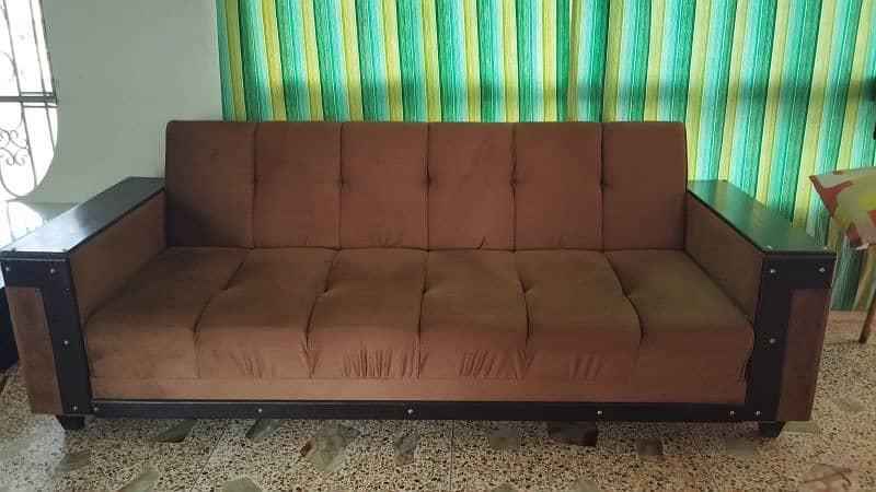 5 seater Sofa cumbed with center glass table 4