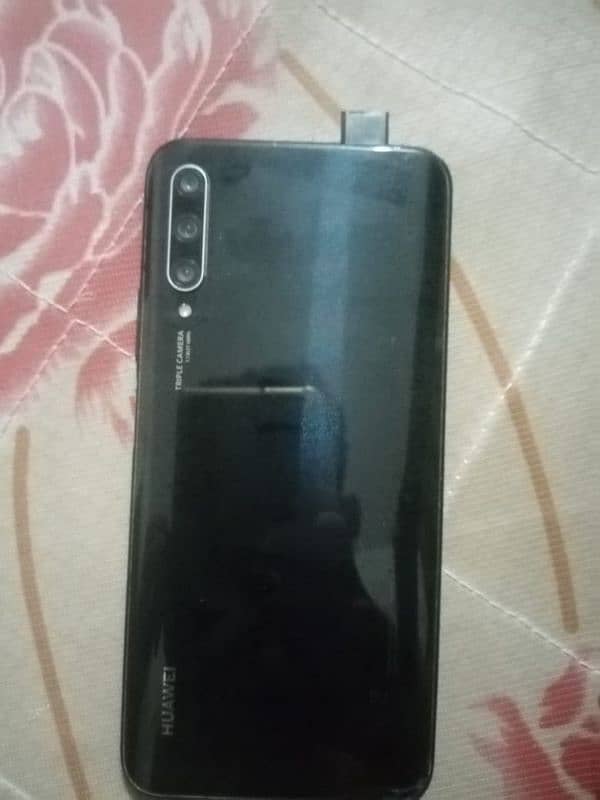 Huawei y9s 6ram rom 128gb condition 10/9 pta proof hai 0