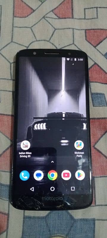 Motorola G6 Plus 0