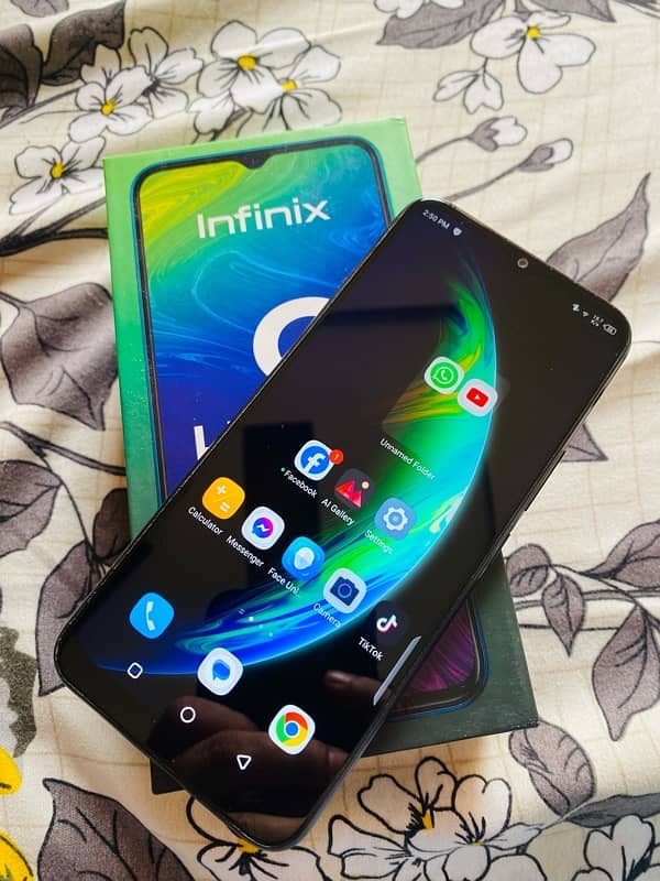 infinix Hot 8.4 64gb 2