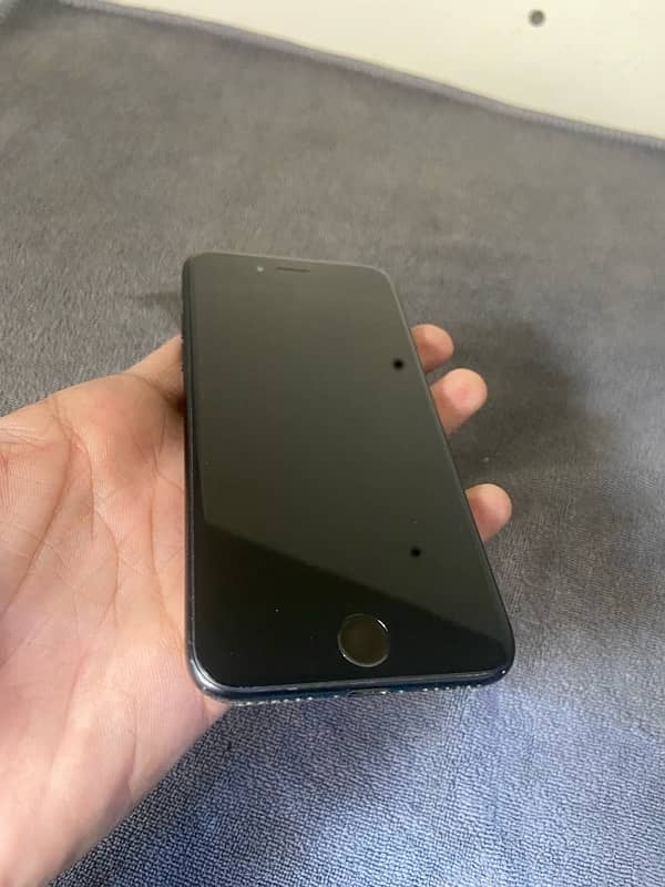 iPhone 7 32Gb Non PTA 1