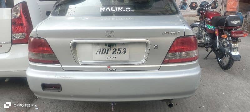 Honda City IVTEC 2001 urgent sale army officer use 1