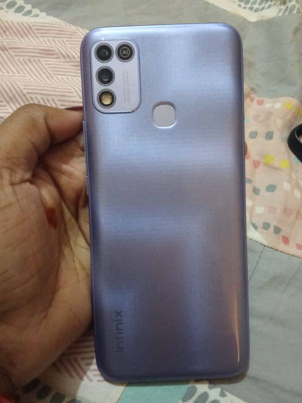 Infinix hot 11 play ram 4/64+ 5