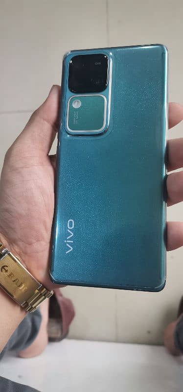 vivo v30 vip 1