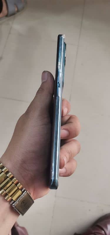 vivo v30 vip 4