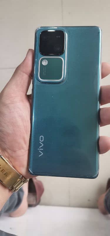 vivo v30 vip 8