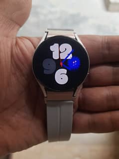 Samsung Watch 4