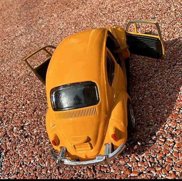 DIE CAST MODEL of Volkswagen Beetle. 2