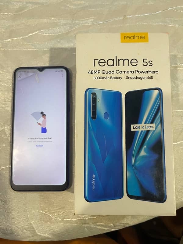 realme 5s 0