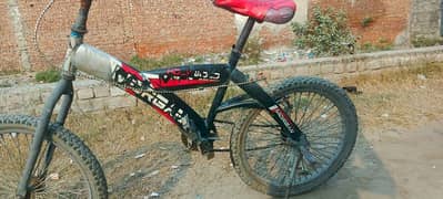 neat & clean bycyle only rs 10k