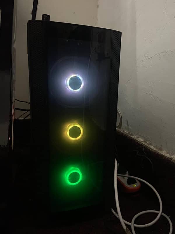 Selling my gaming pc 0