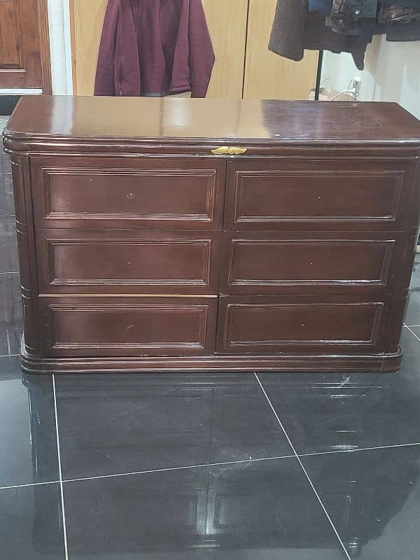 heavy wood Console 1