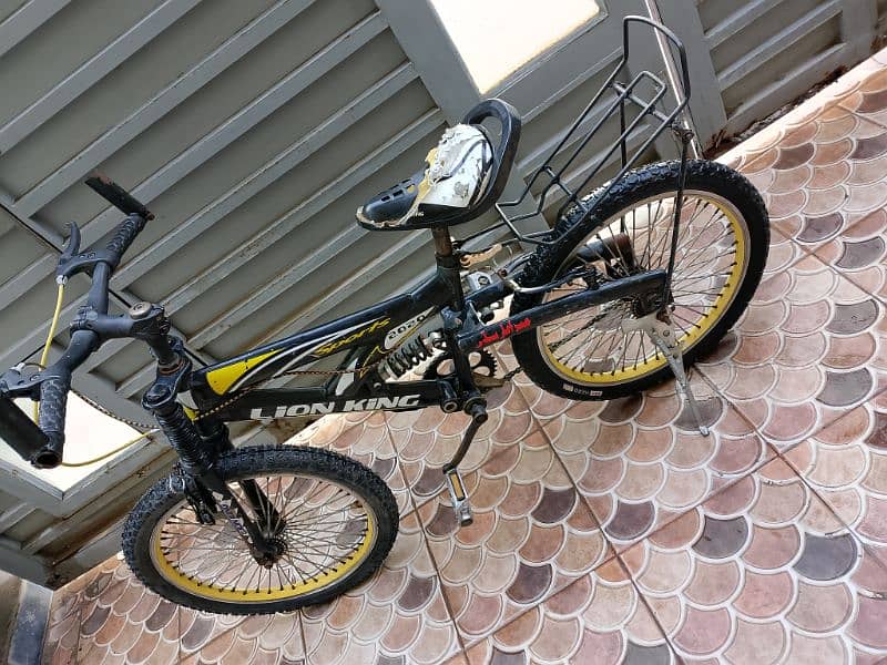 good condition 10/9  8to13 years can easily ride it 1