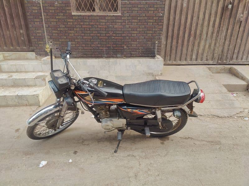 Honda cg 125 2018 exchange possible or sell 0