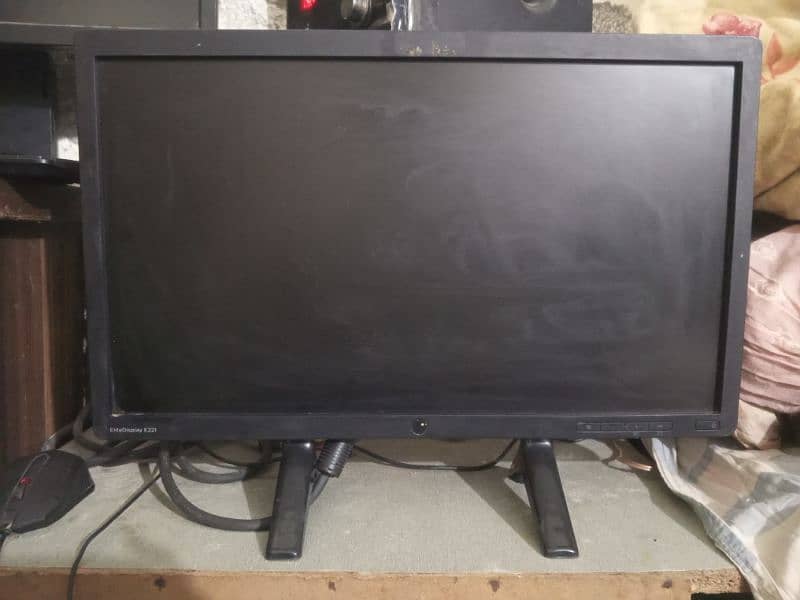 Dell 22 inch LED far sale urgent 0