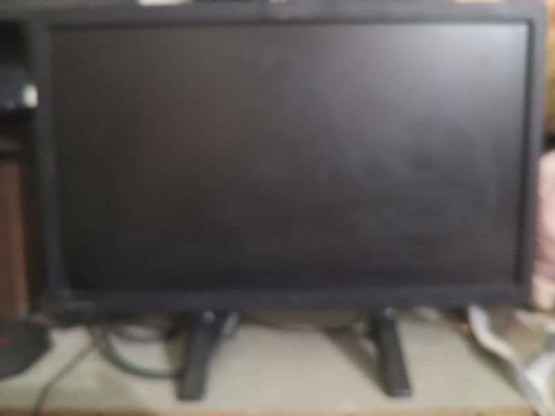 Dell 22 inch LED far sale urgent 2