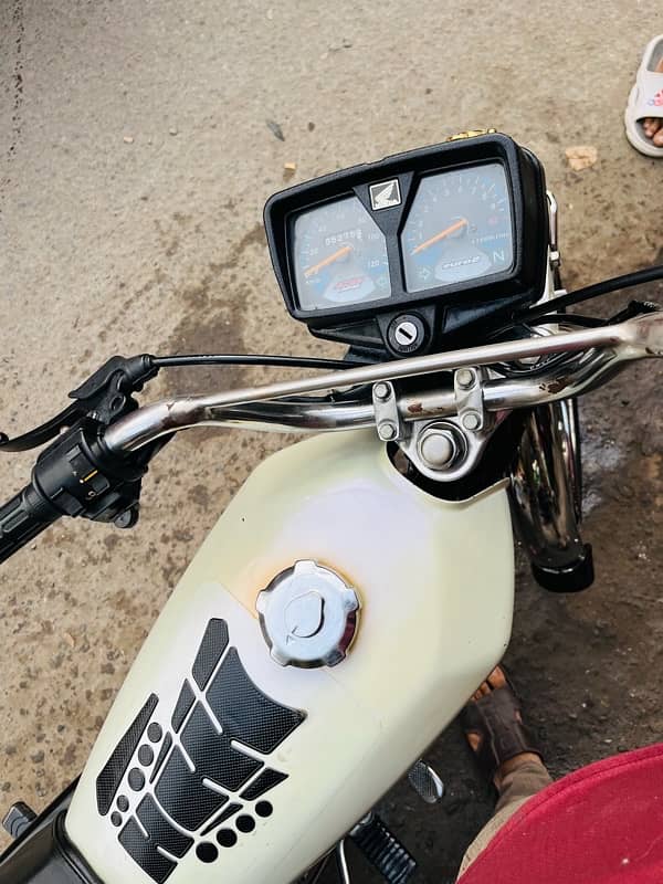 Honda 125 10Model 4