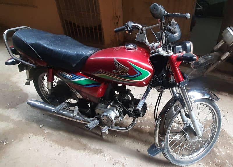 Honda CD 70 Rahimyarkhan Red 2