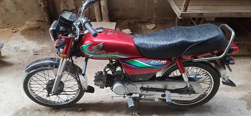 Honda CD 70 Rahimyarkhan Red 6