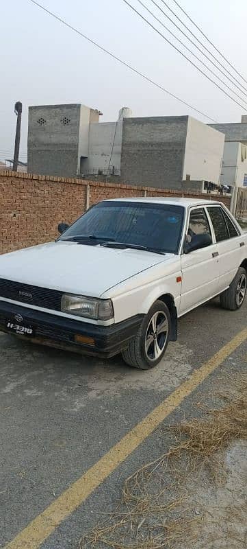 Nissan Sunny 1986 7