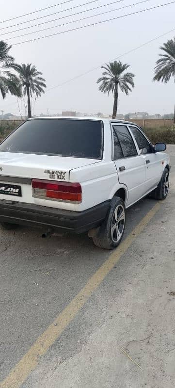 Nissan Sunny 1986 9