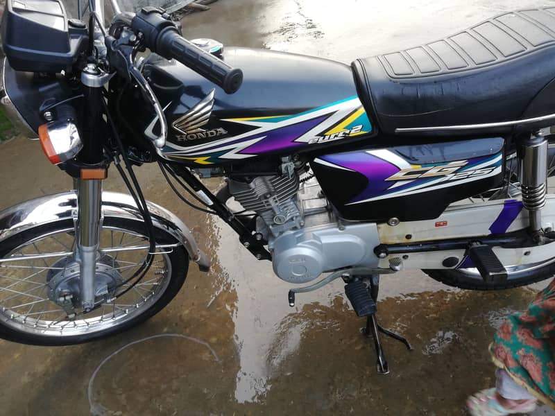 Honda CG125 3