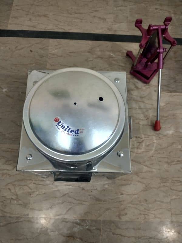 2 Fryer machine and one cutting machine bilkul new Hy  argent sale 3