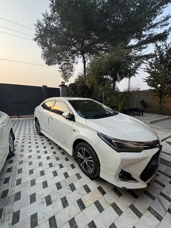 Toyota Altis Grande 2021 4