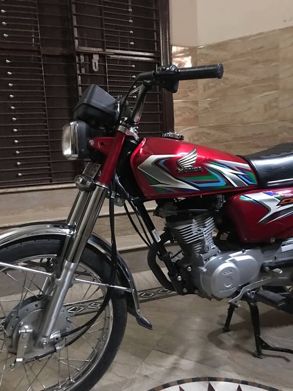 Honda CG 125 2023 4